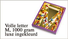 Letter M 1kg Luxe Ingekleurd Wit in vensterdoos
